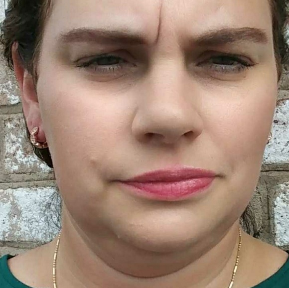 Meet your Posher, Nikki - Picture 1 of 1